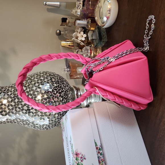 MADISON WEST Fuchsia Mini Bag with Braided handle & chain strap NWT - Picture 2 of 16
